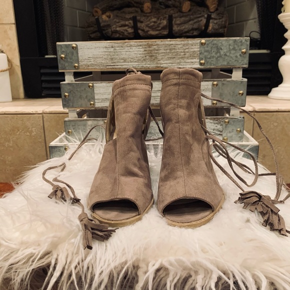 Heels Bundle - Picture 7 of 13